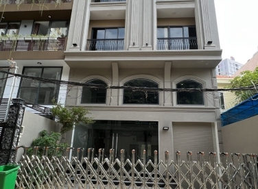 nhà anh Việt - Thảo Điền - quận 2