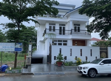 thi công nhà ca sĩ Nam Cường - quận 7